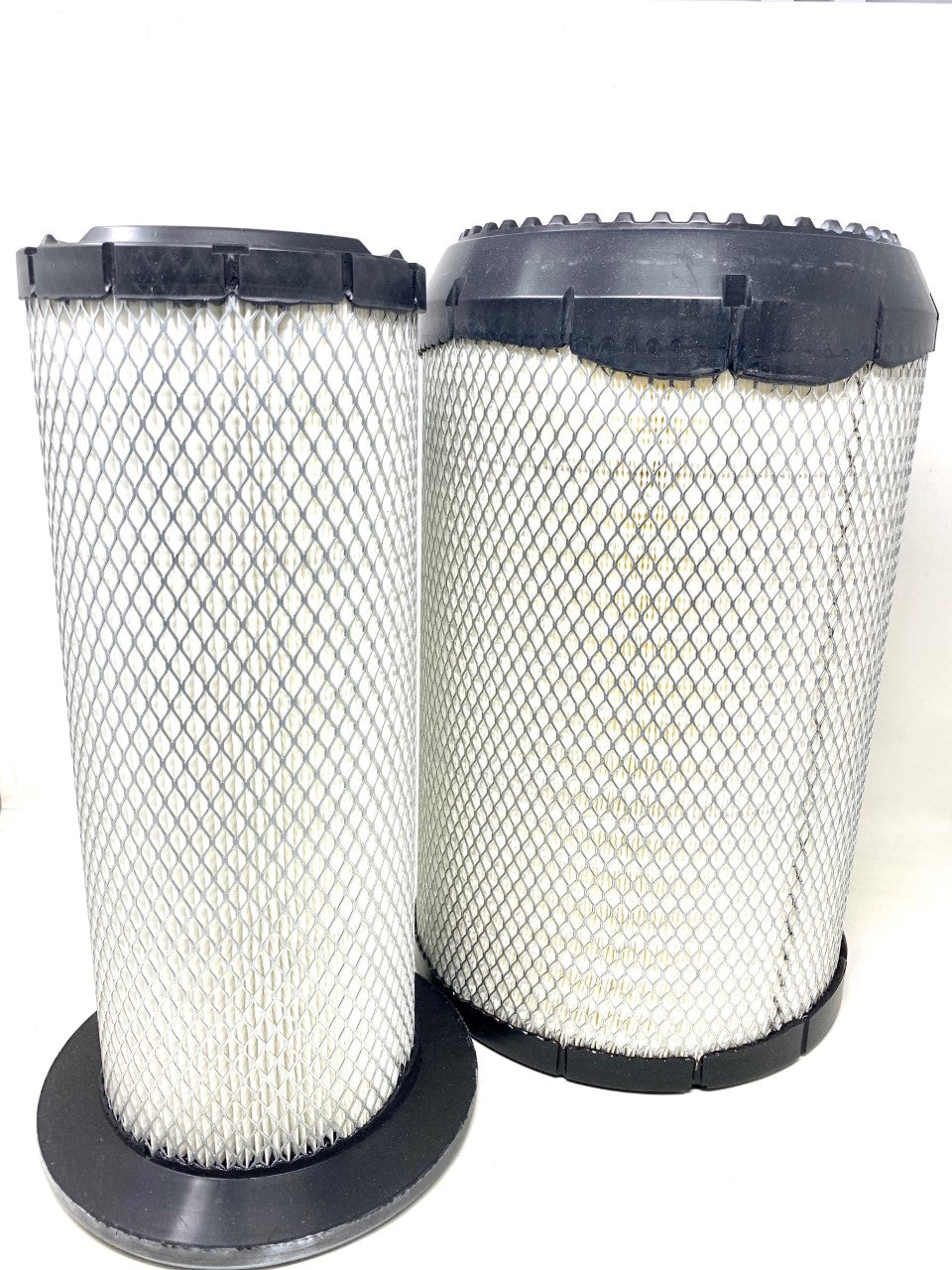 Air Filter Set Donaldson P606503 - P609239 (International  3532799C1 - 3532800C1) - Crossfilters