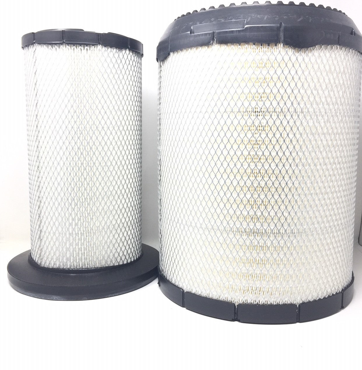 Air Filter Set Donaldson P613336 & P613337 | Crossfilters
